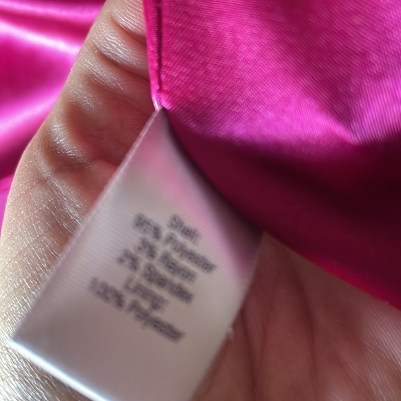 Jennifer Lopez pink jackets - Picture 5 of 12